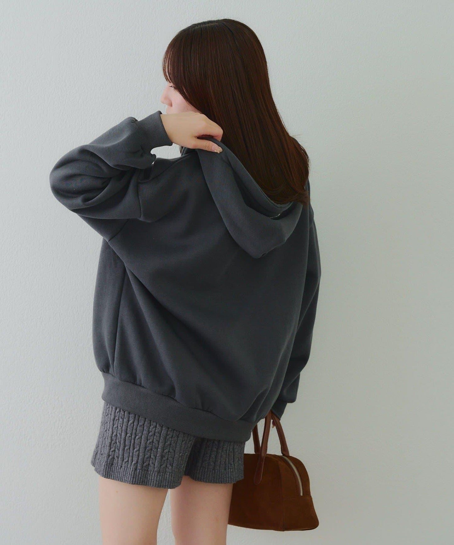 大LOGO拉鍊連帽衛衣