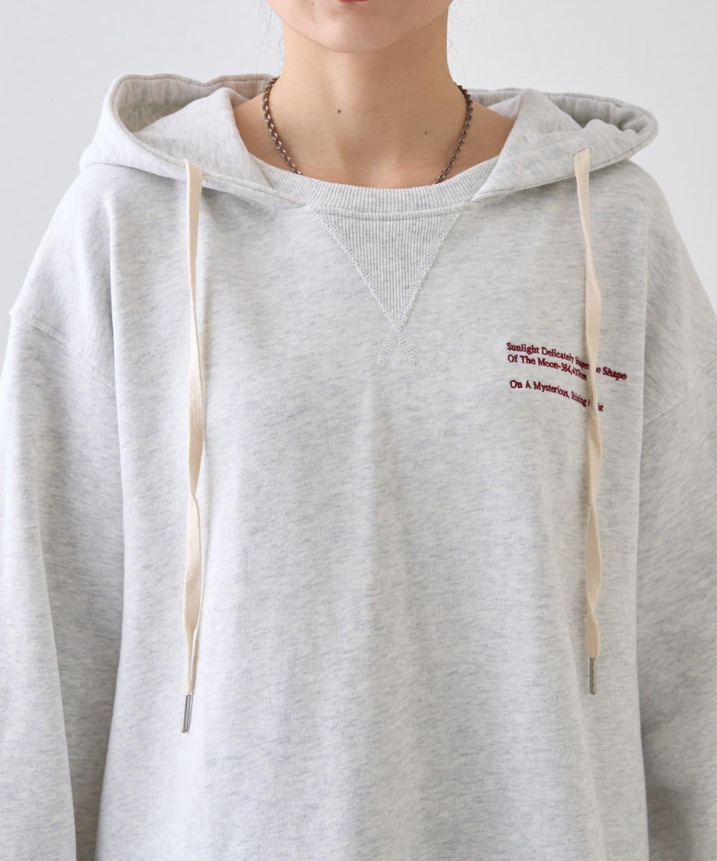 單點logo刺繡連帽衛衣