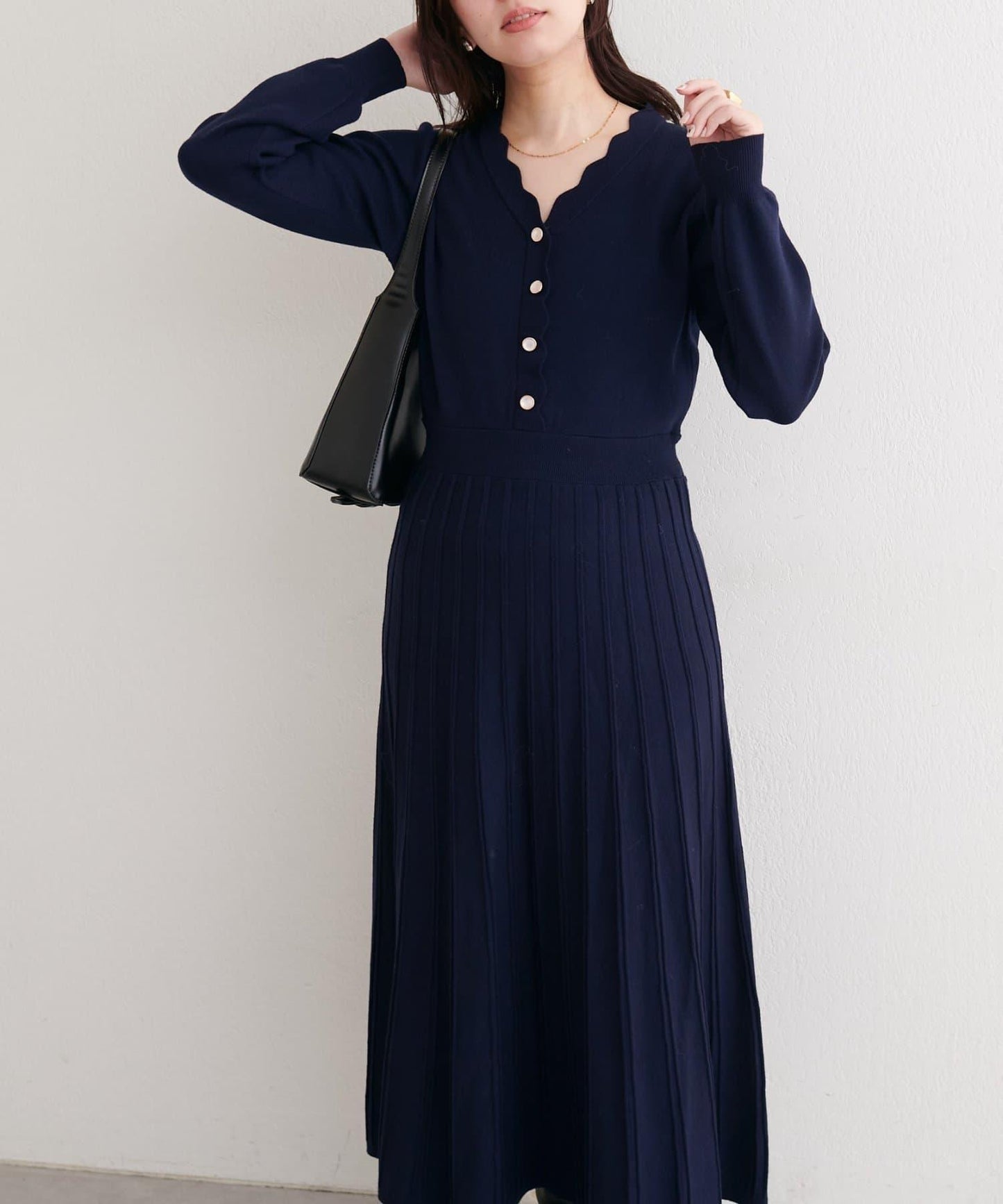 荷葉邊褶皺針織連衣裙