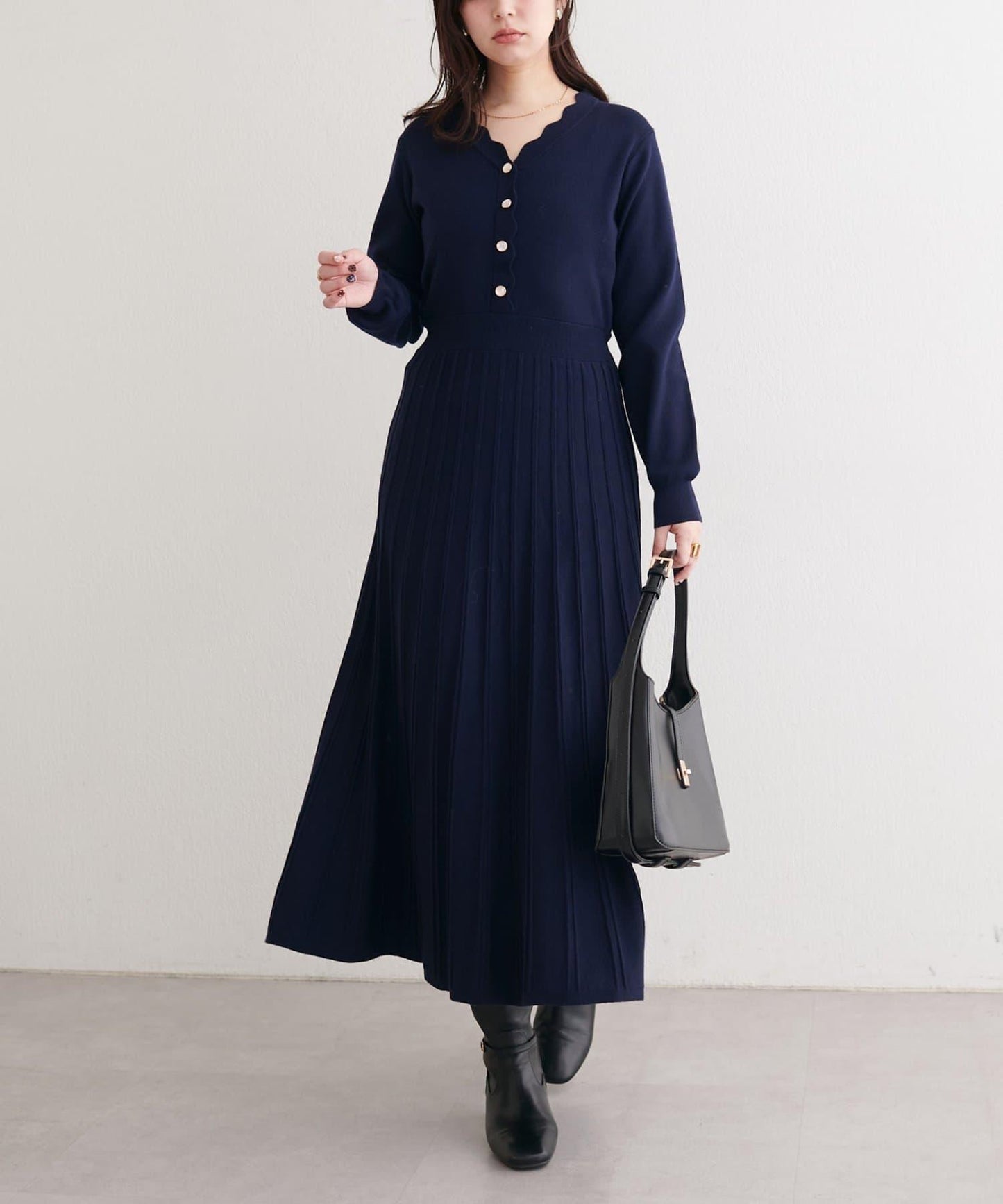 荷葉邊褶皺針織連衣裙