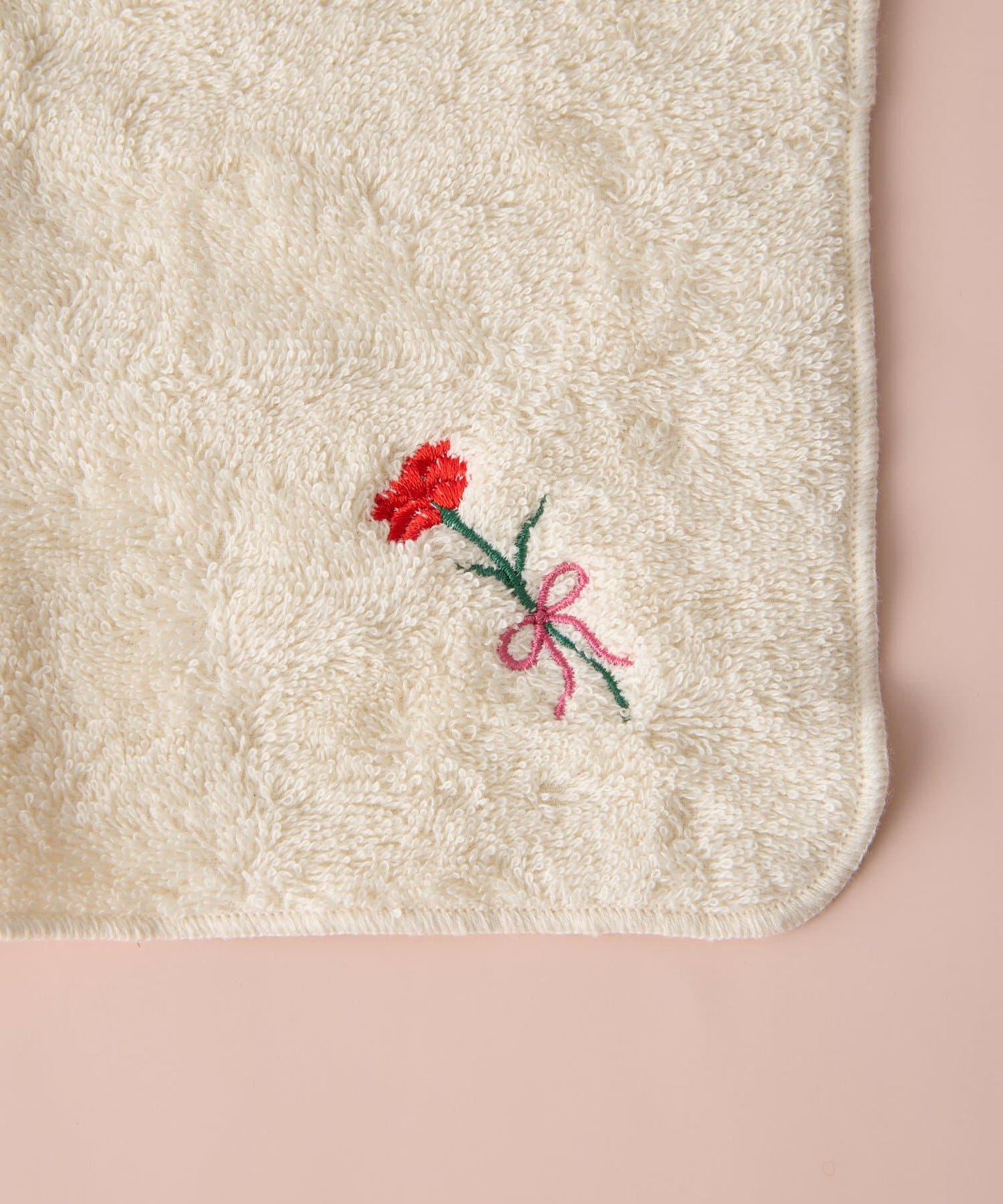 康乃馨刺繡毛巾手帕