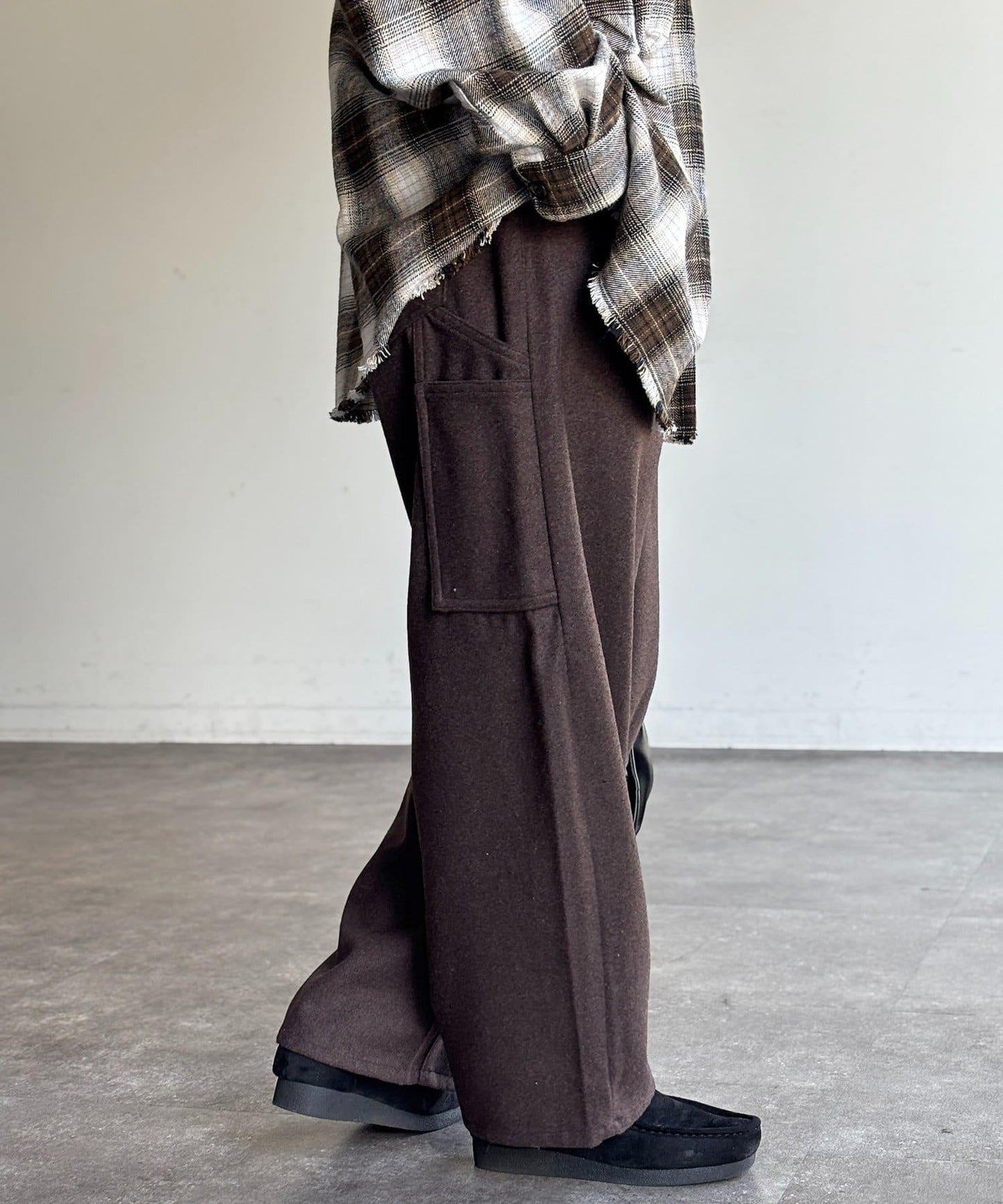 仿羊毛彎曲工裝褲