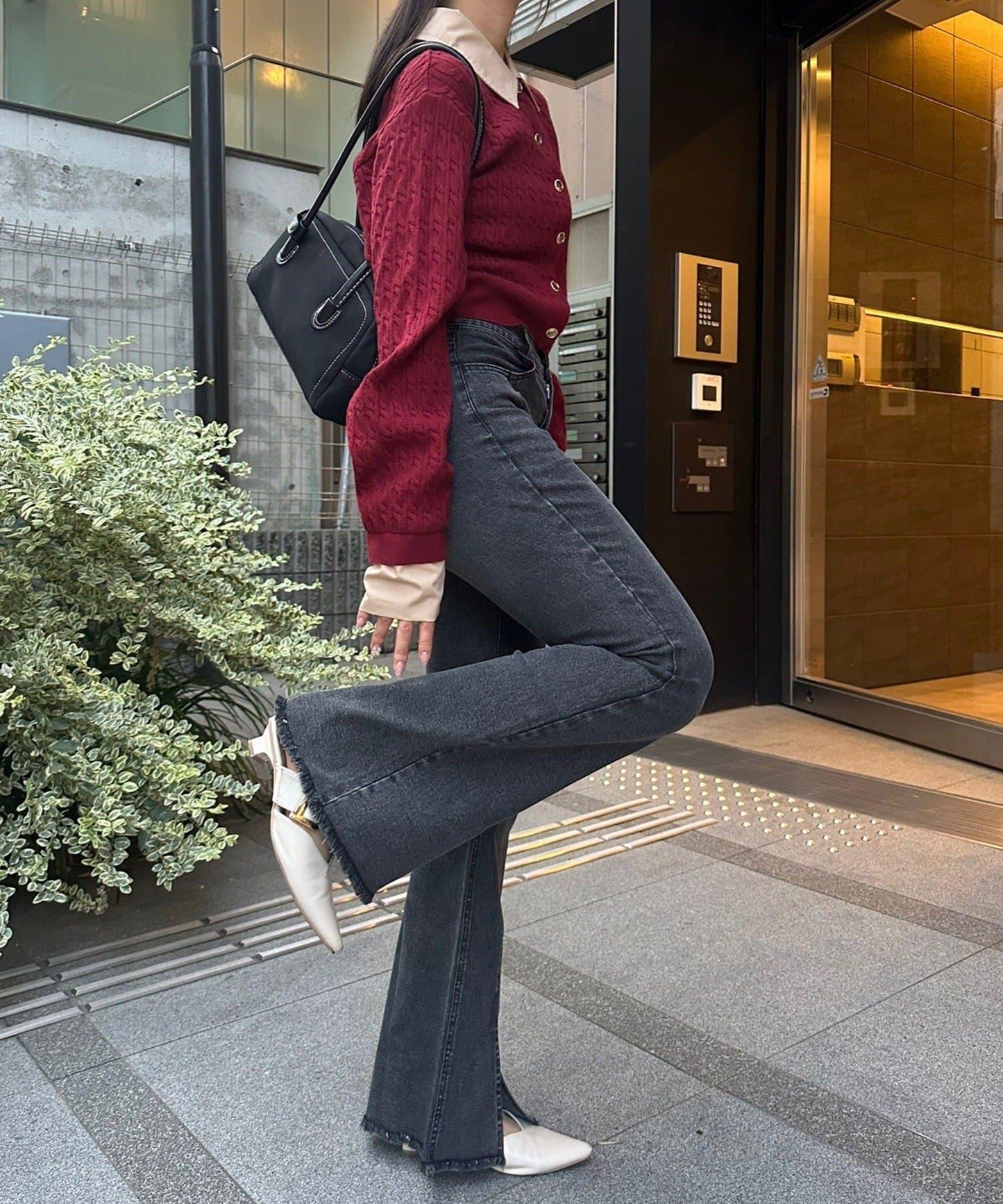 【2尺碼可選】鉚釘微喇牛仔褲