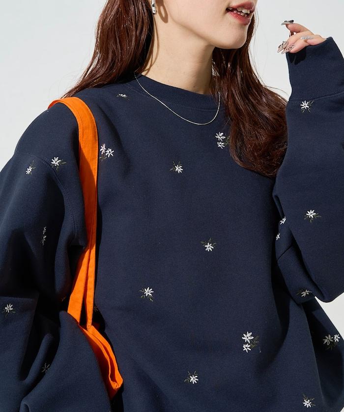 小花刺繡加絨衛衣套頭衫