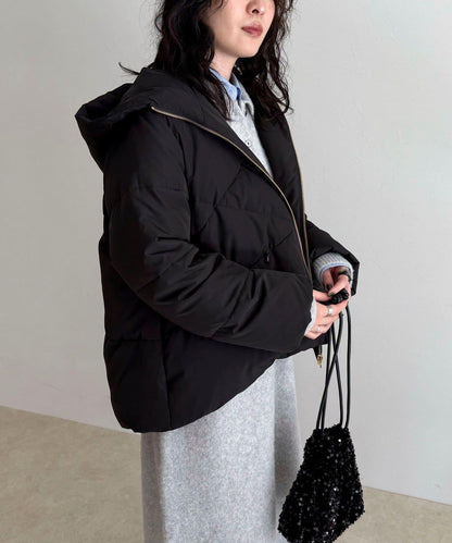 柔軟交叉羽絨大衣
