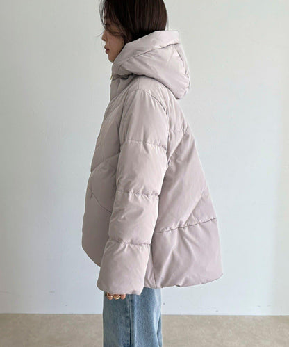柔軟交叉羽絨大衣