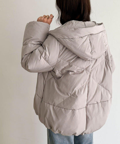 柔軟交叉羽絨大衣