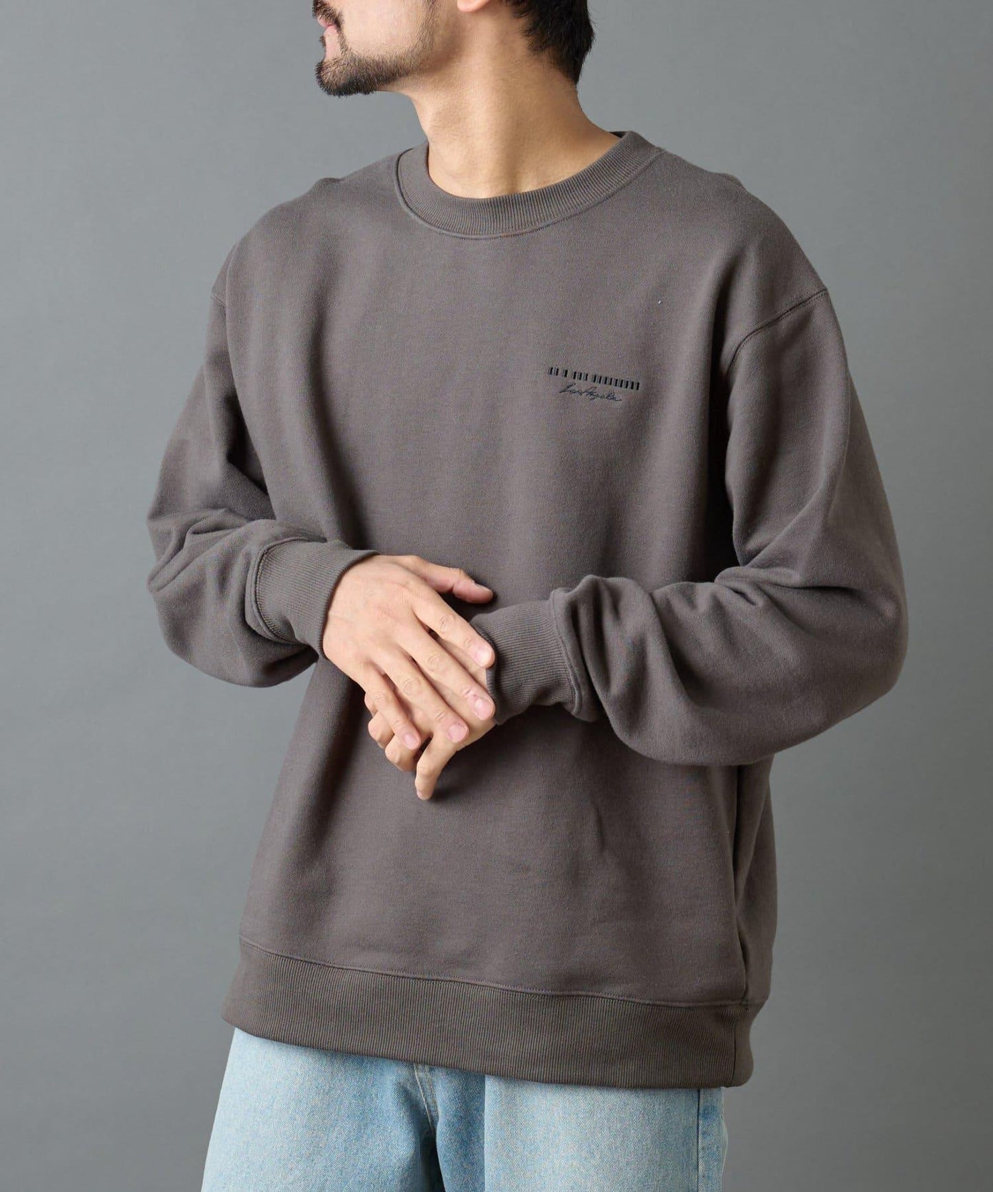 條形碼刺繡圓領衛衣