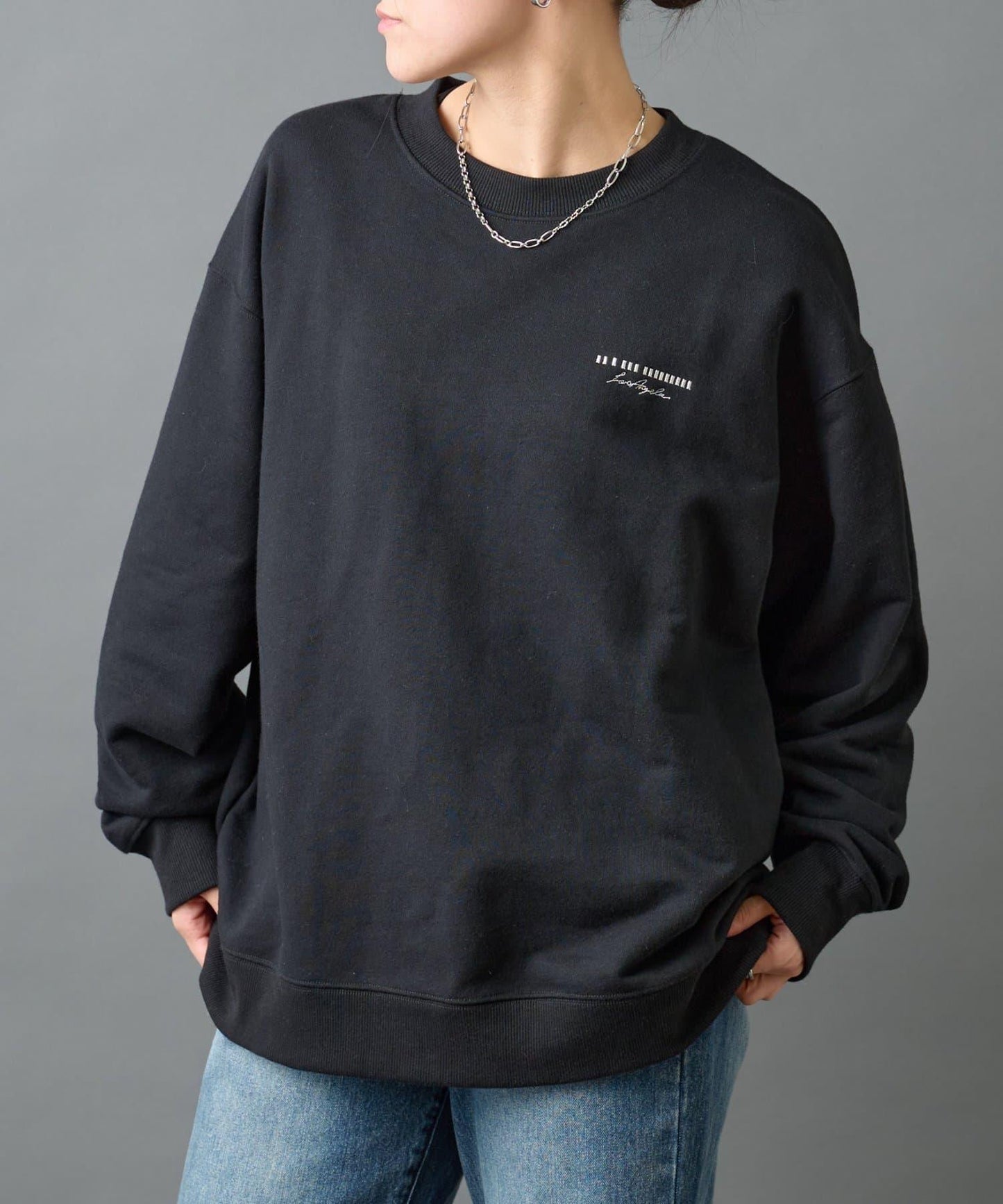 條形碼刺繡圓領衛衣