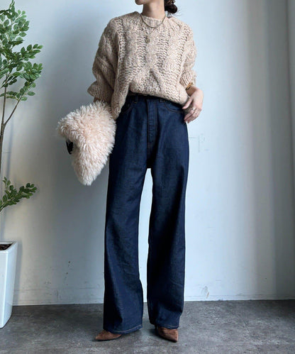 粗針織麻花毛衣