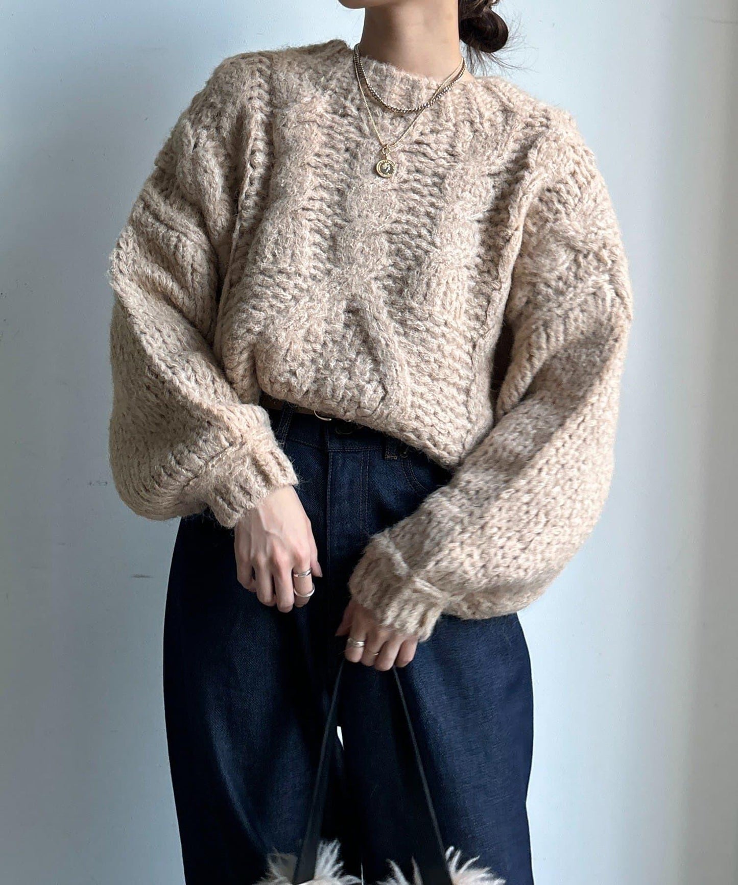 粗針織麻花毛衣