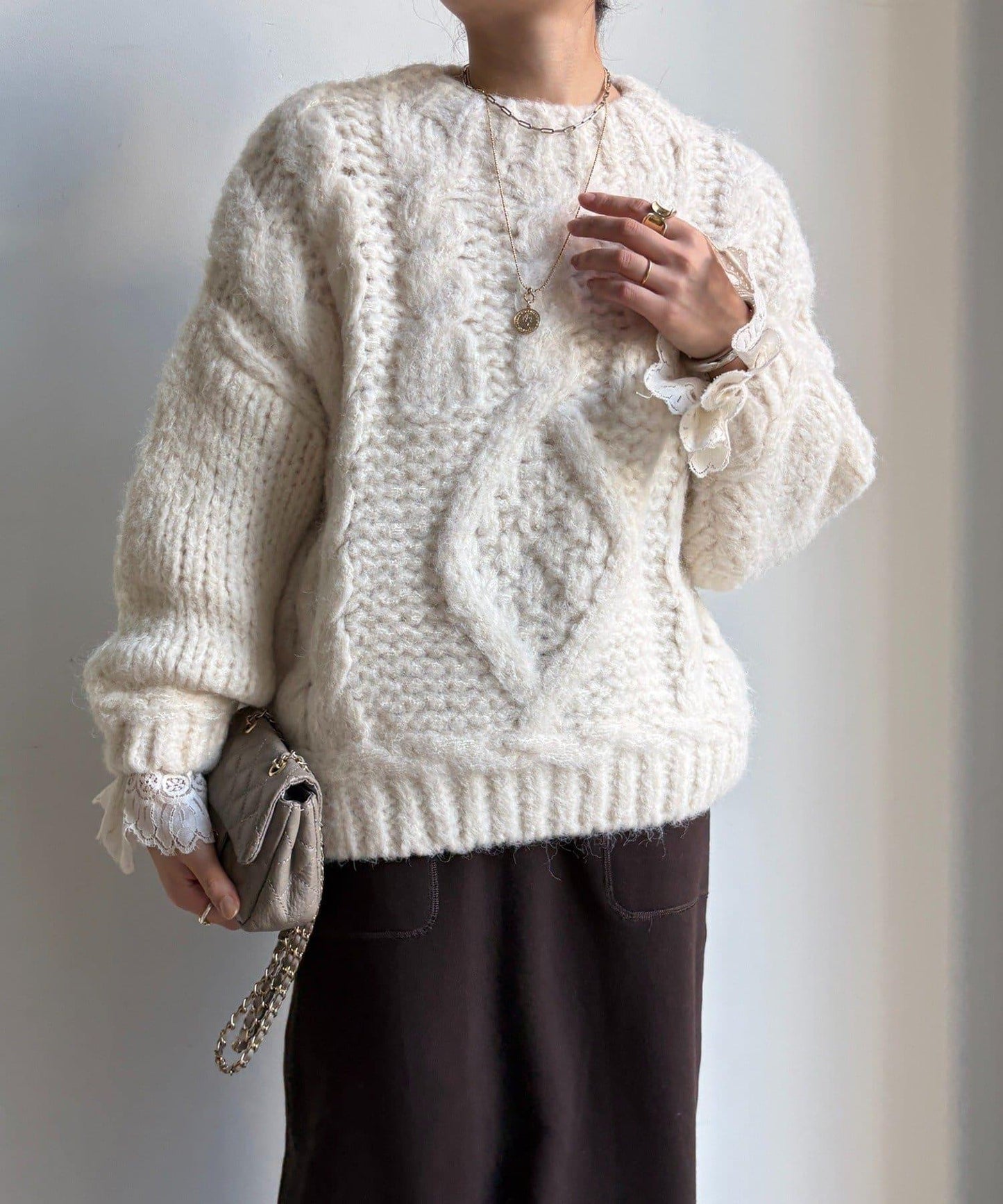 粗針織麻花毛衣