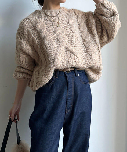 粗針織麻花毛衣