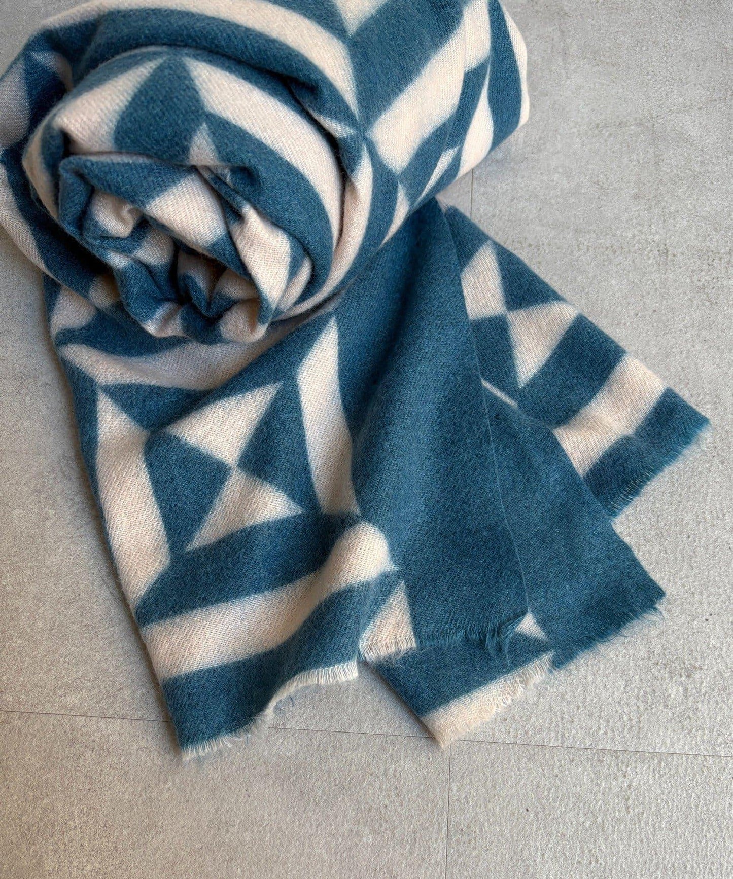 幾何圖案印花圍巾