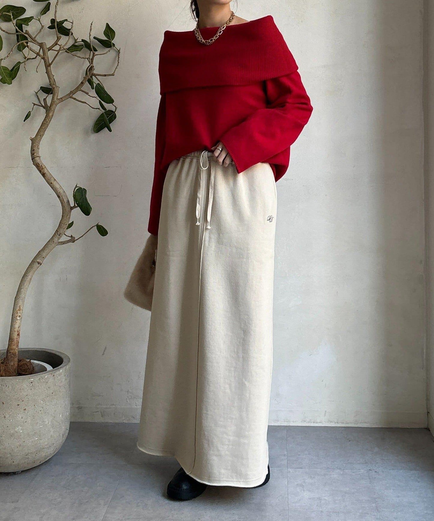 加絨DD刺繡半身裙