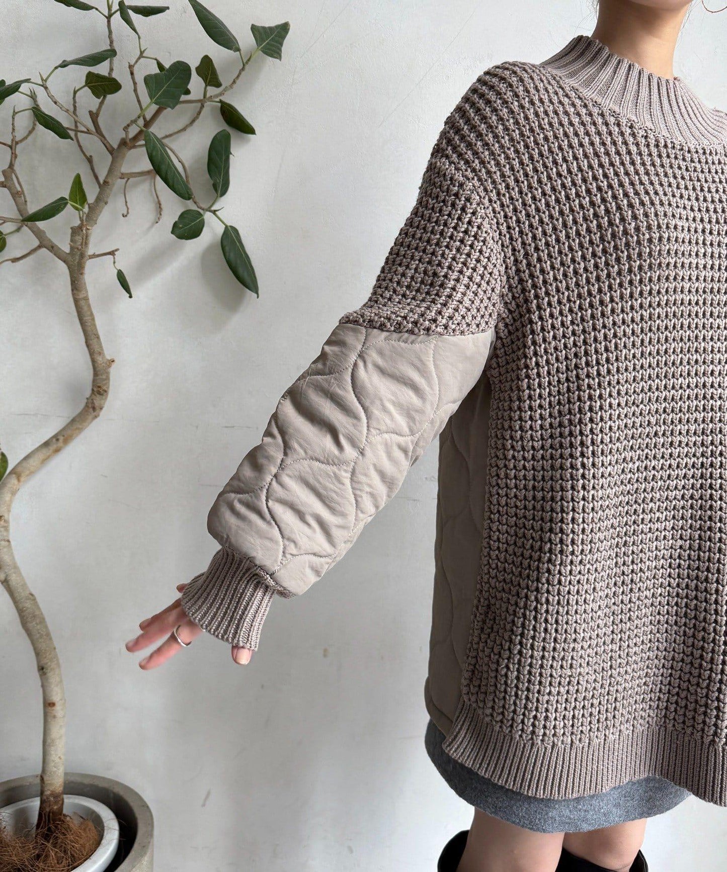 拼接絎縫針織衫