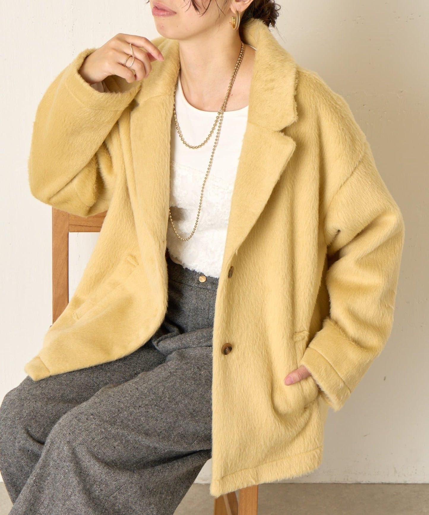 西裝領長毛呢大衣