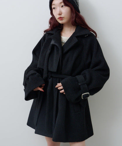 高領喇叭袖大衣