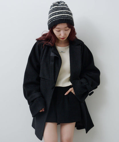 高領喇叭袖大衣