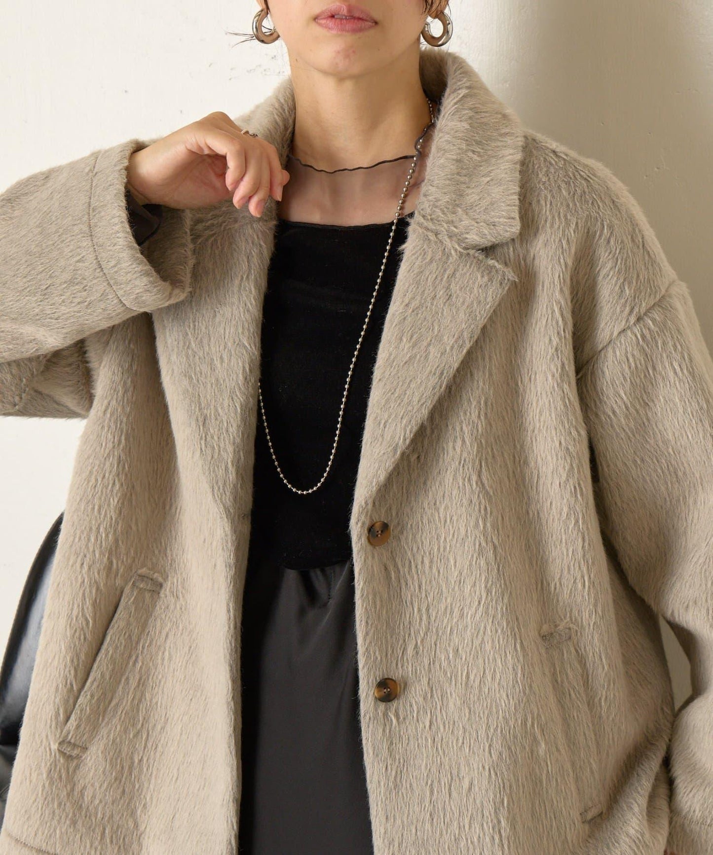 西裝領長毛呢大衣