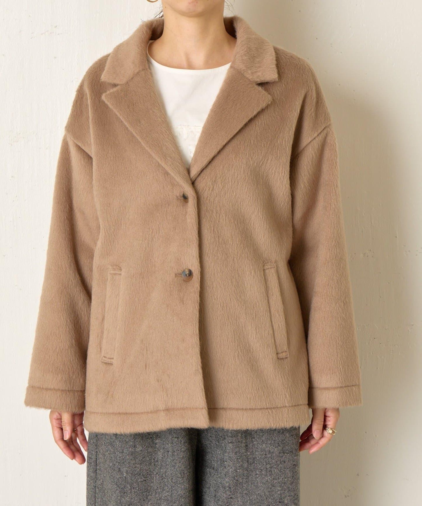 西裝領長毛呢大衣