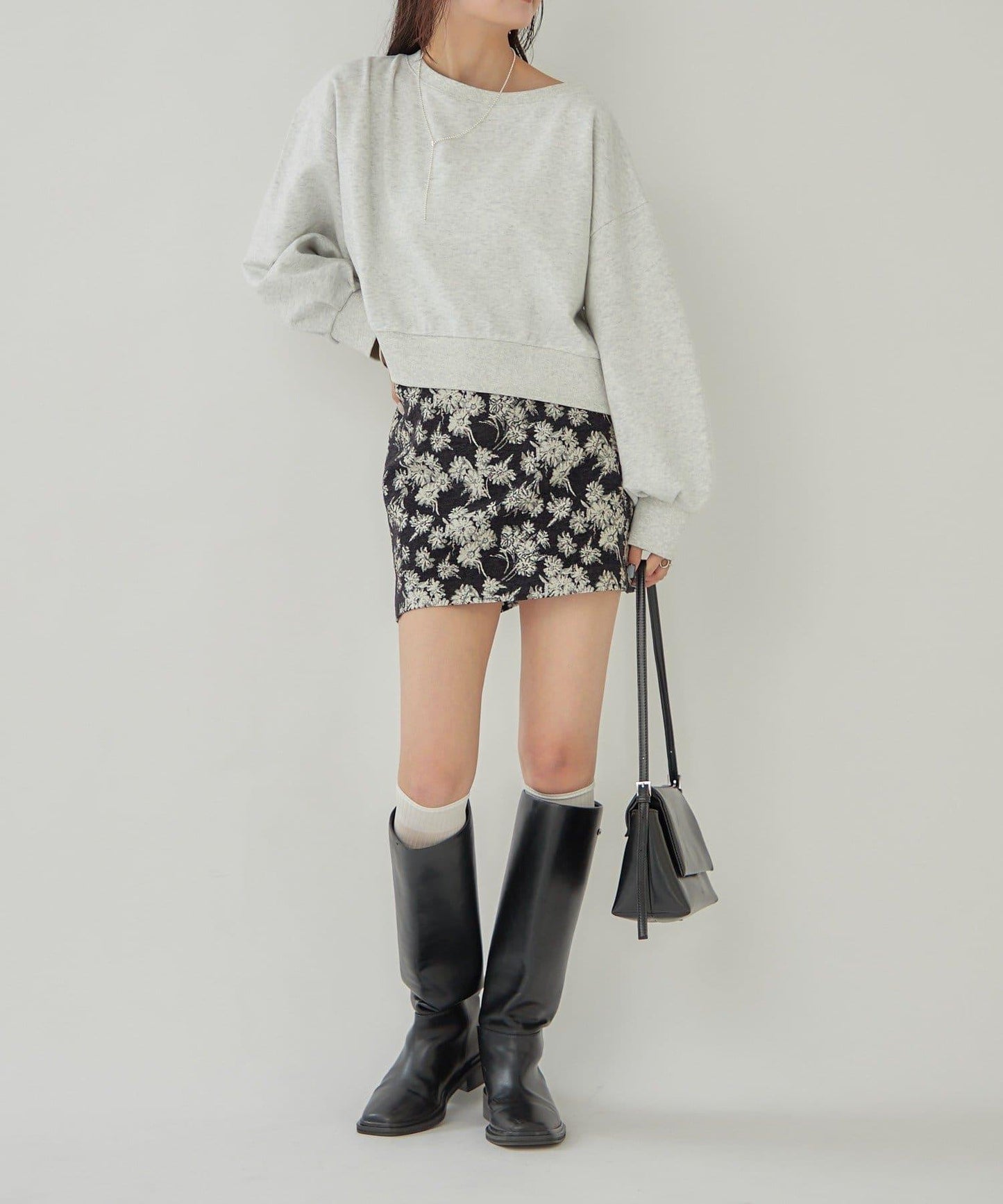 泡泡袖短款衛衣