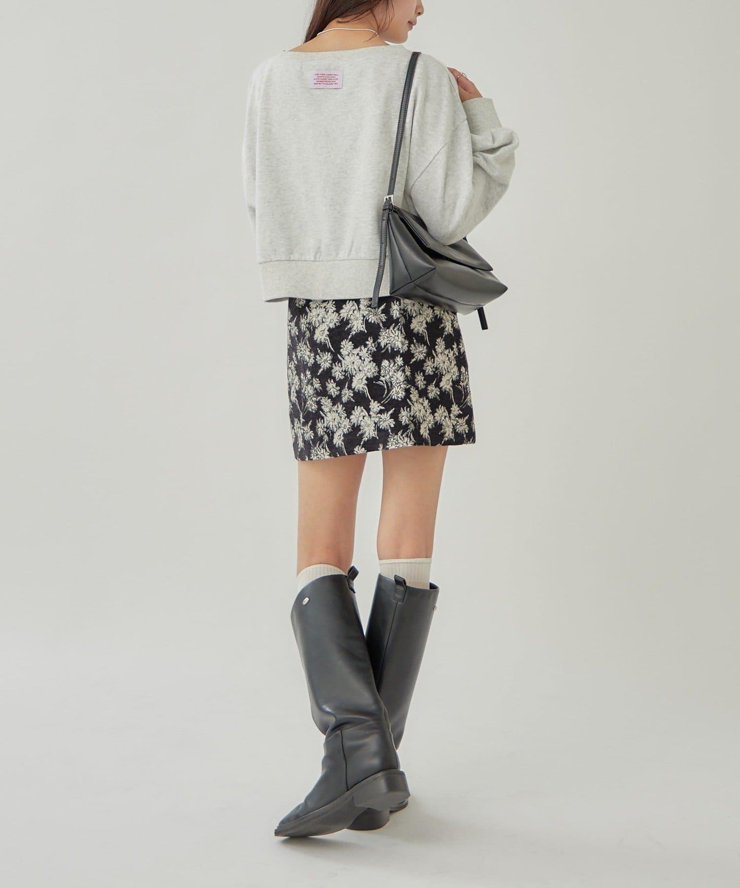 泡泡袖短款衛衣