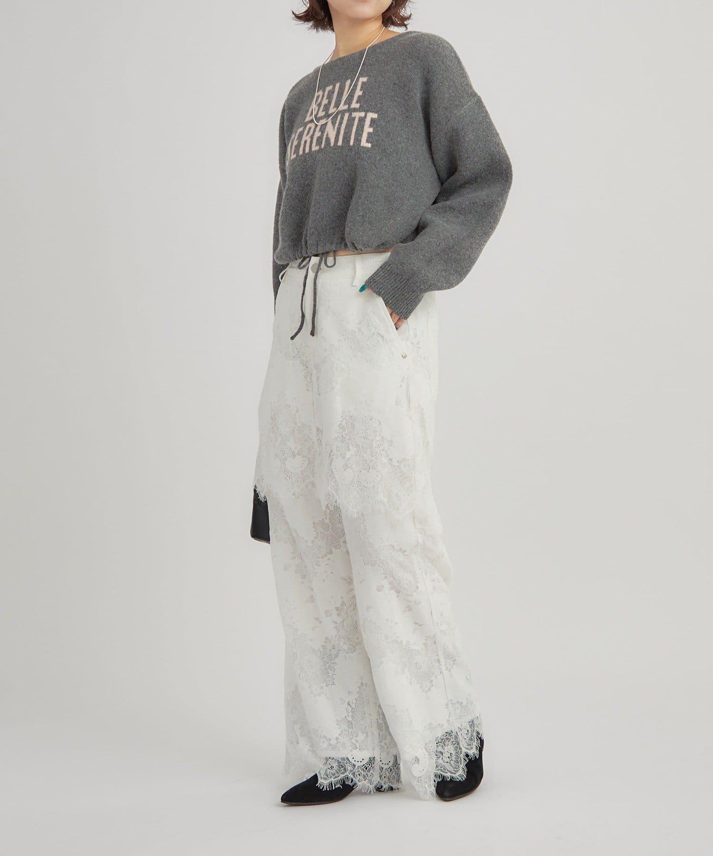 大LOGO抽繩針織衫