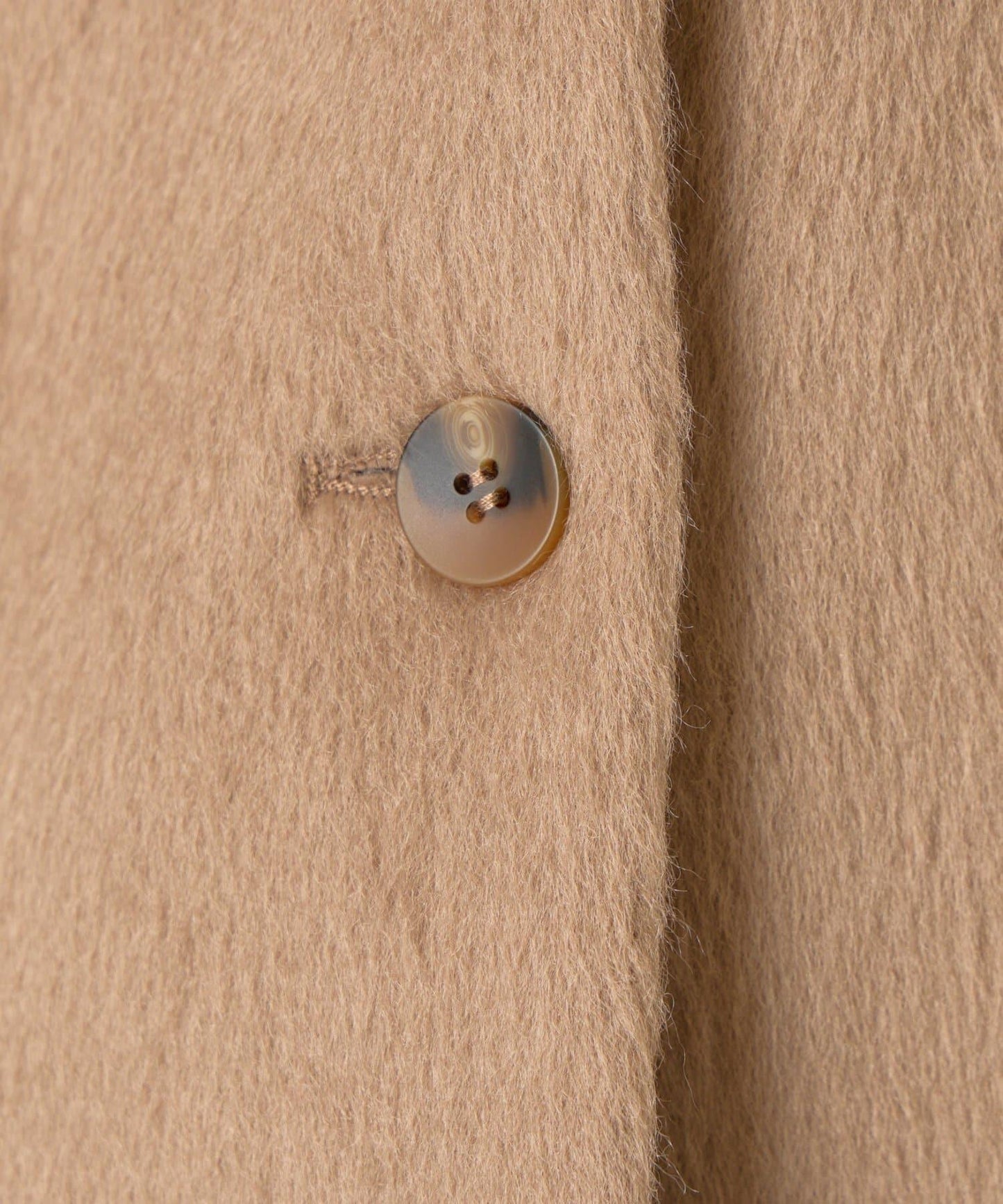 西裝領長毛呢大衣