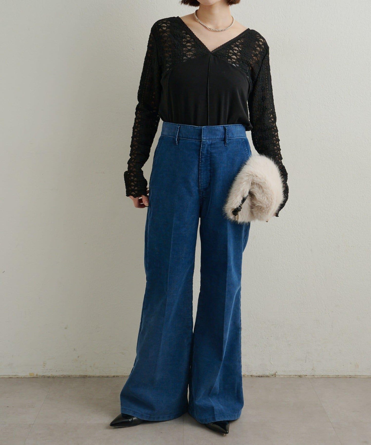 蕾絲拼接針織衫