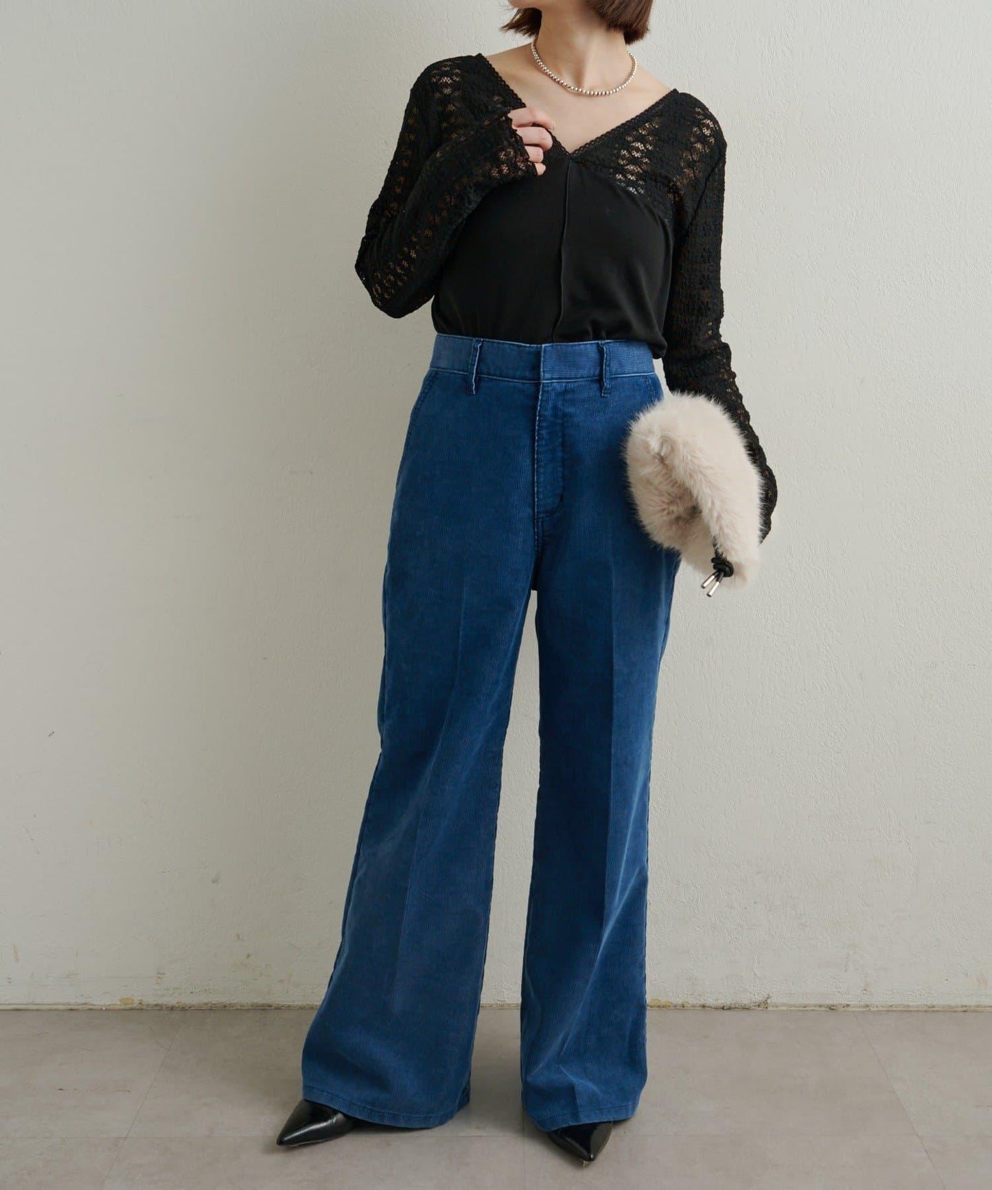 蕾絲拼接針織衫