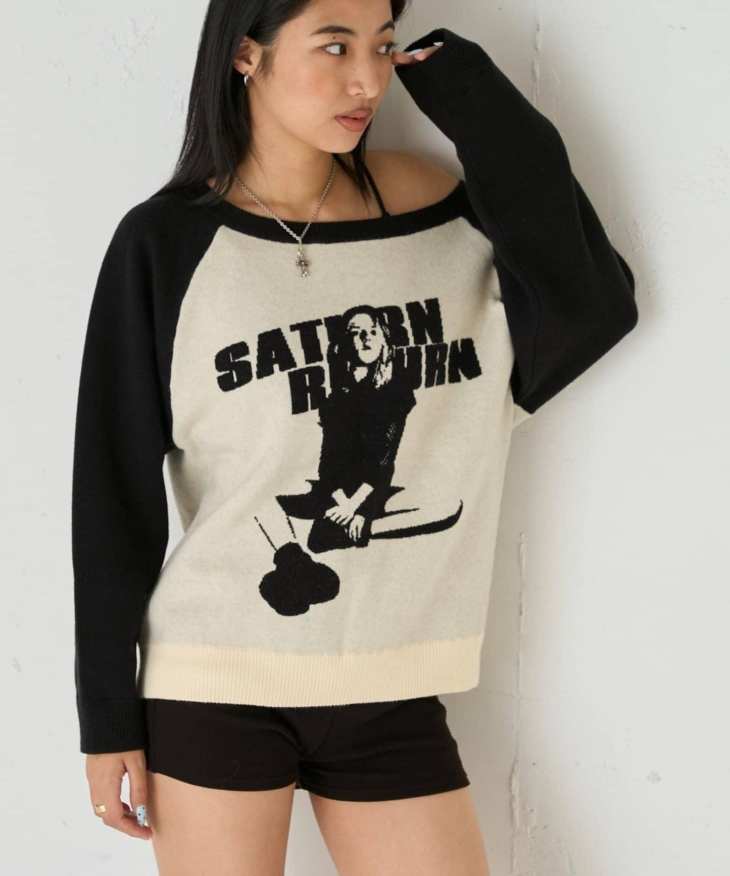 夏洛特一字肩針織衫