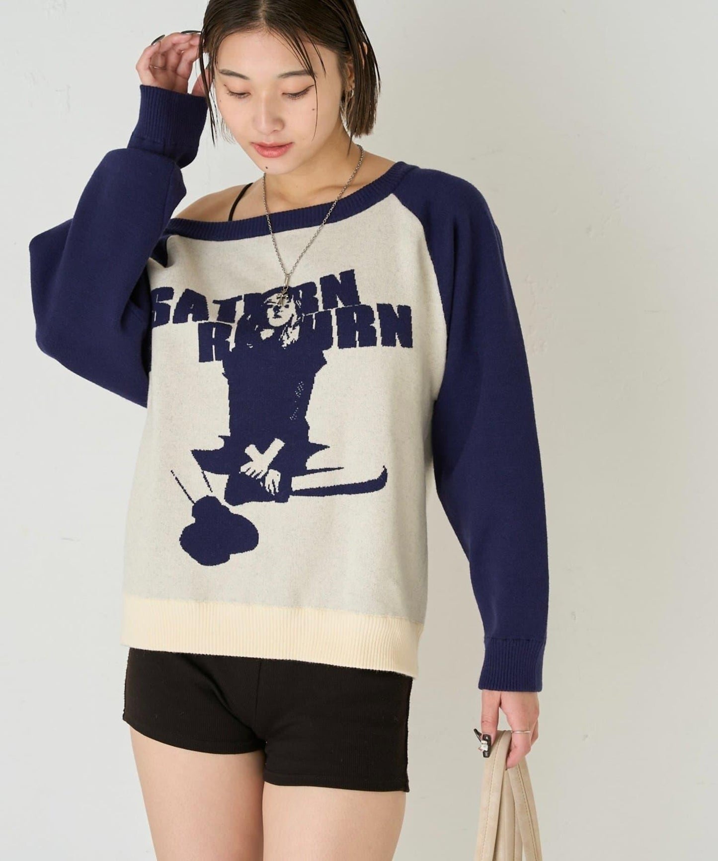 夏洛特一字肩針織衫