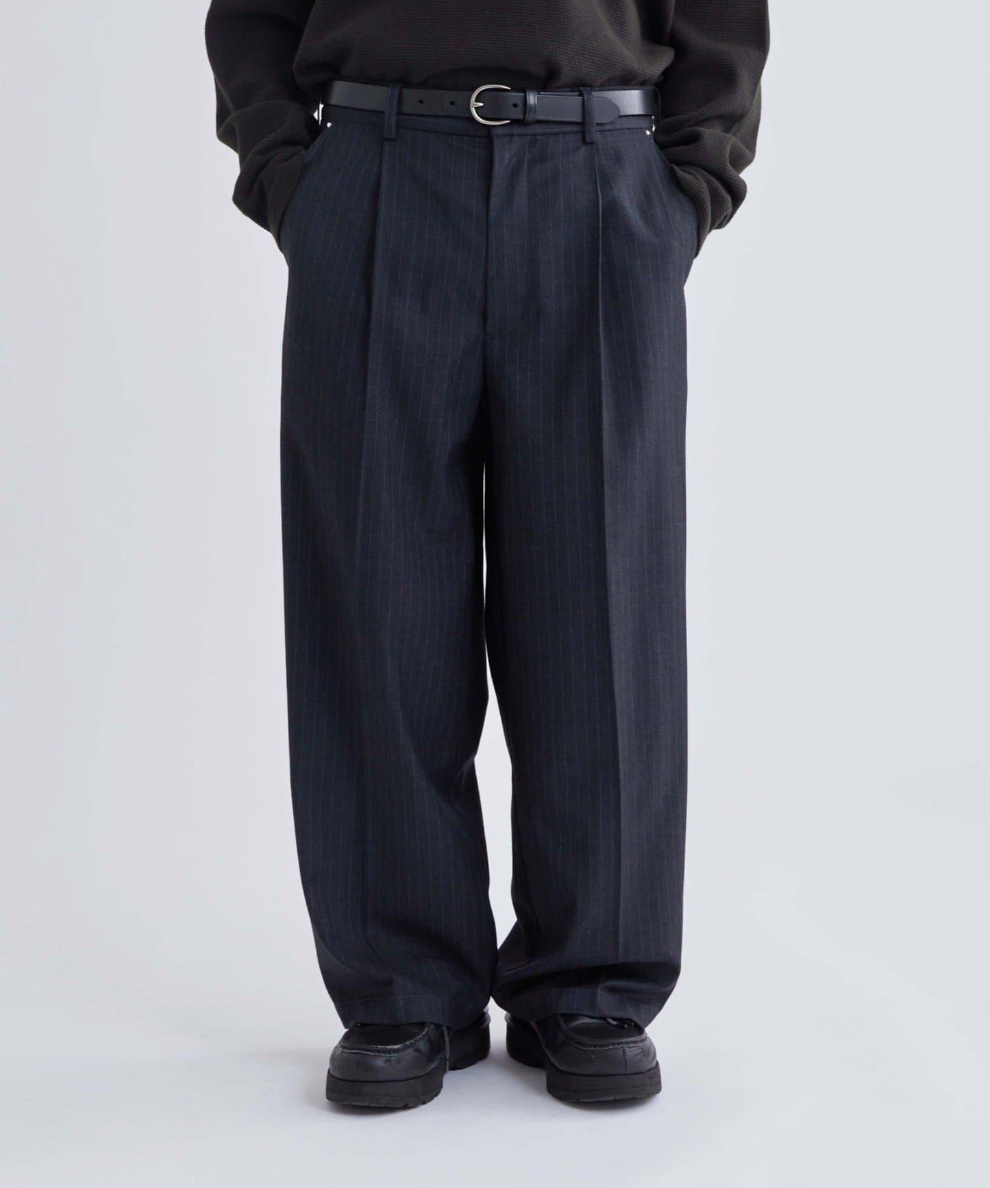 【KOOKY’N】TR單褶錐形休閒褲