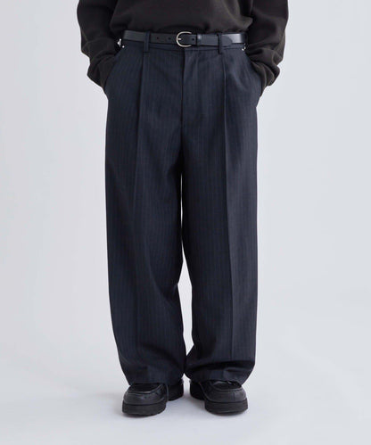 【KOOKY’N】TR單褶錐形休閒褲