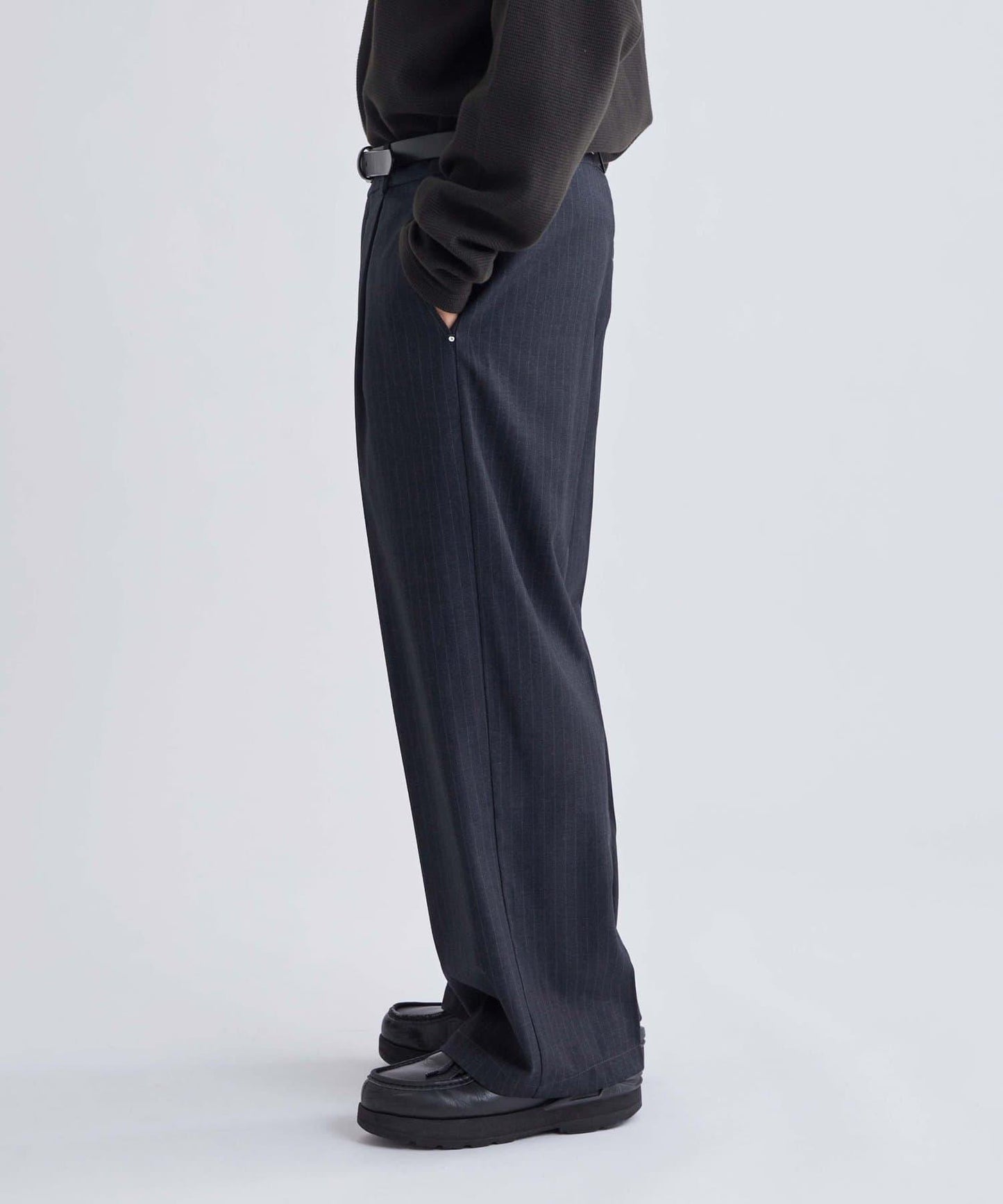 【KOOKY’N】TR單褶錐形休閒褲