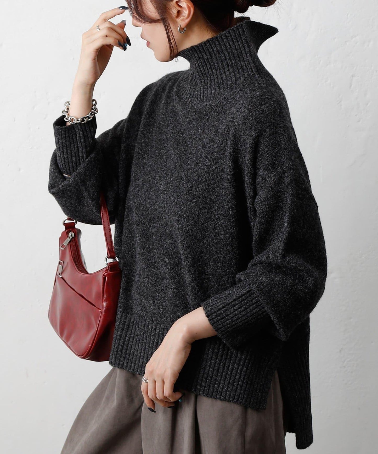 柔軟高領針織衫