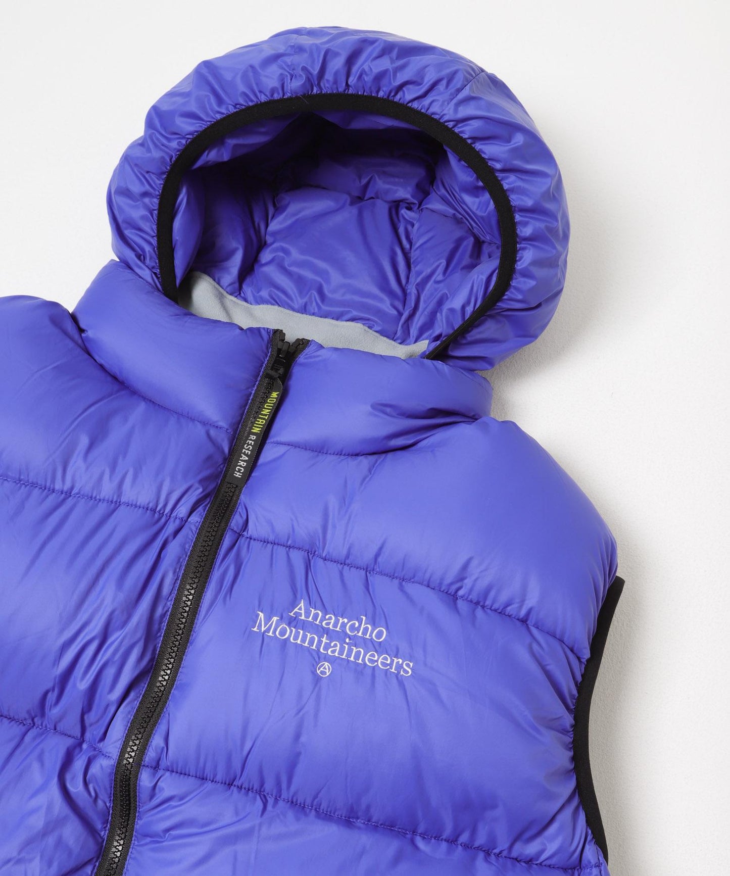 mountain research 羽絨馬甲