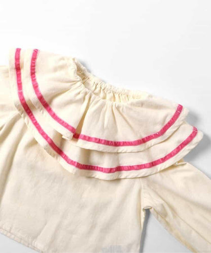 領口荷葉邊上衣