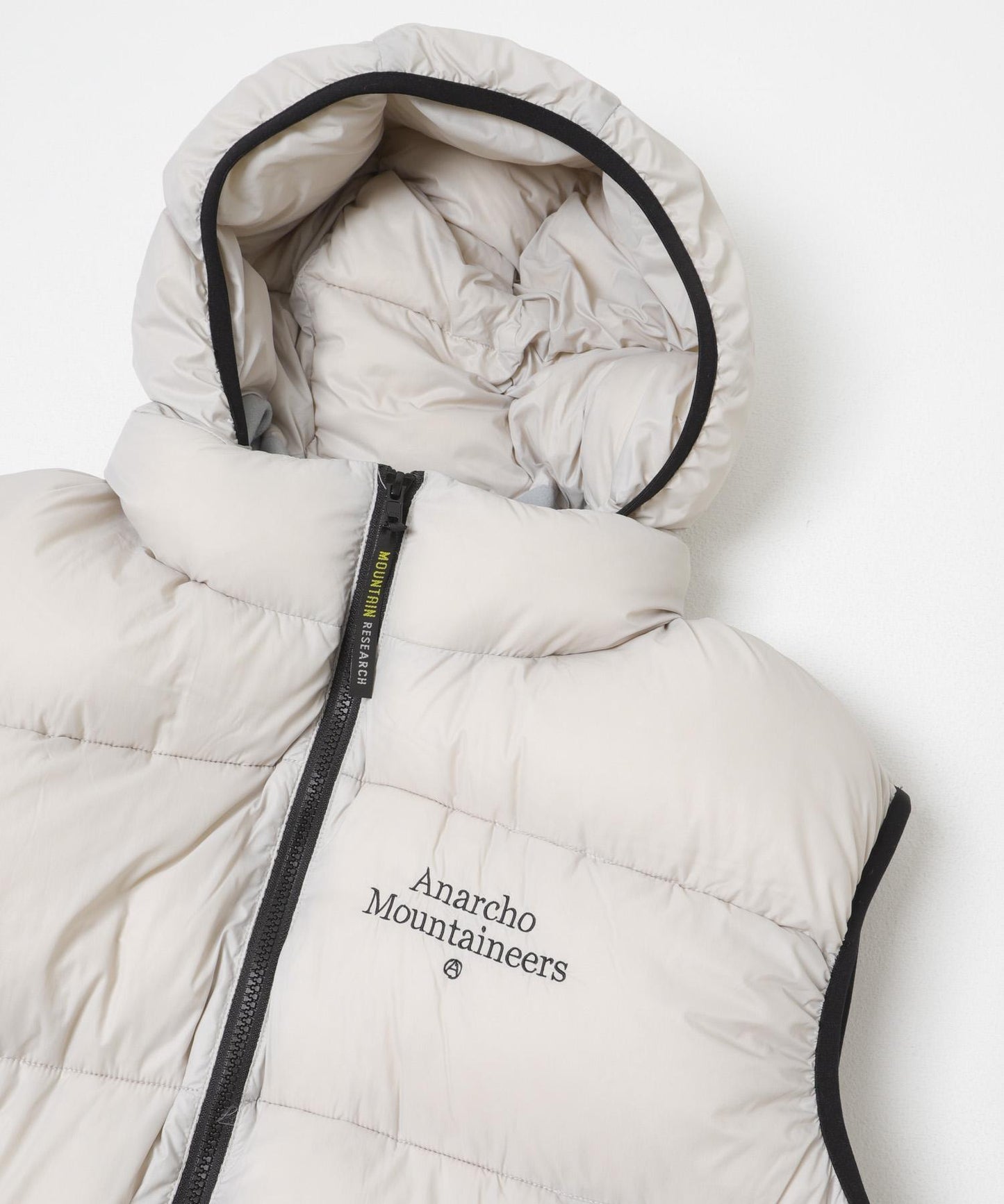 mountain research 羽絨馬甲