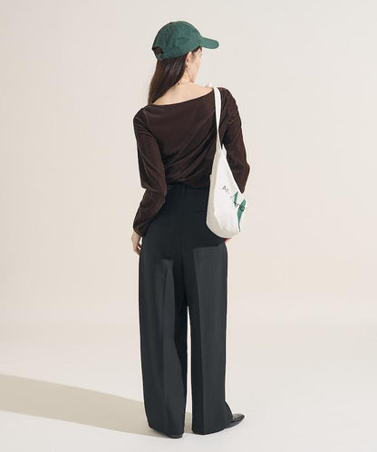 天鵝絨運動衫船領上衣