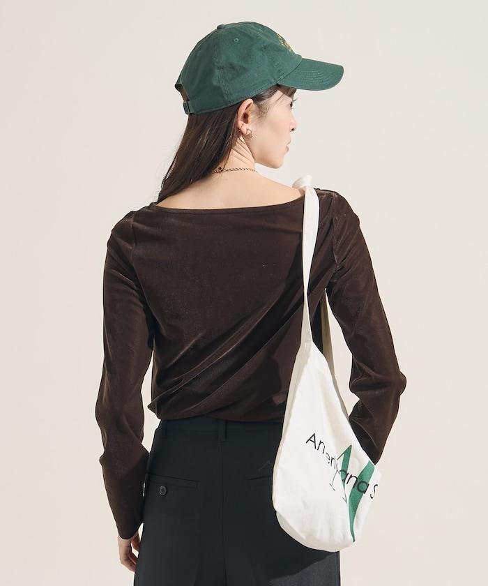 天鵝絨運動衫船領上衣