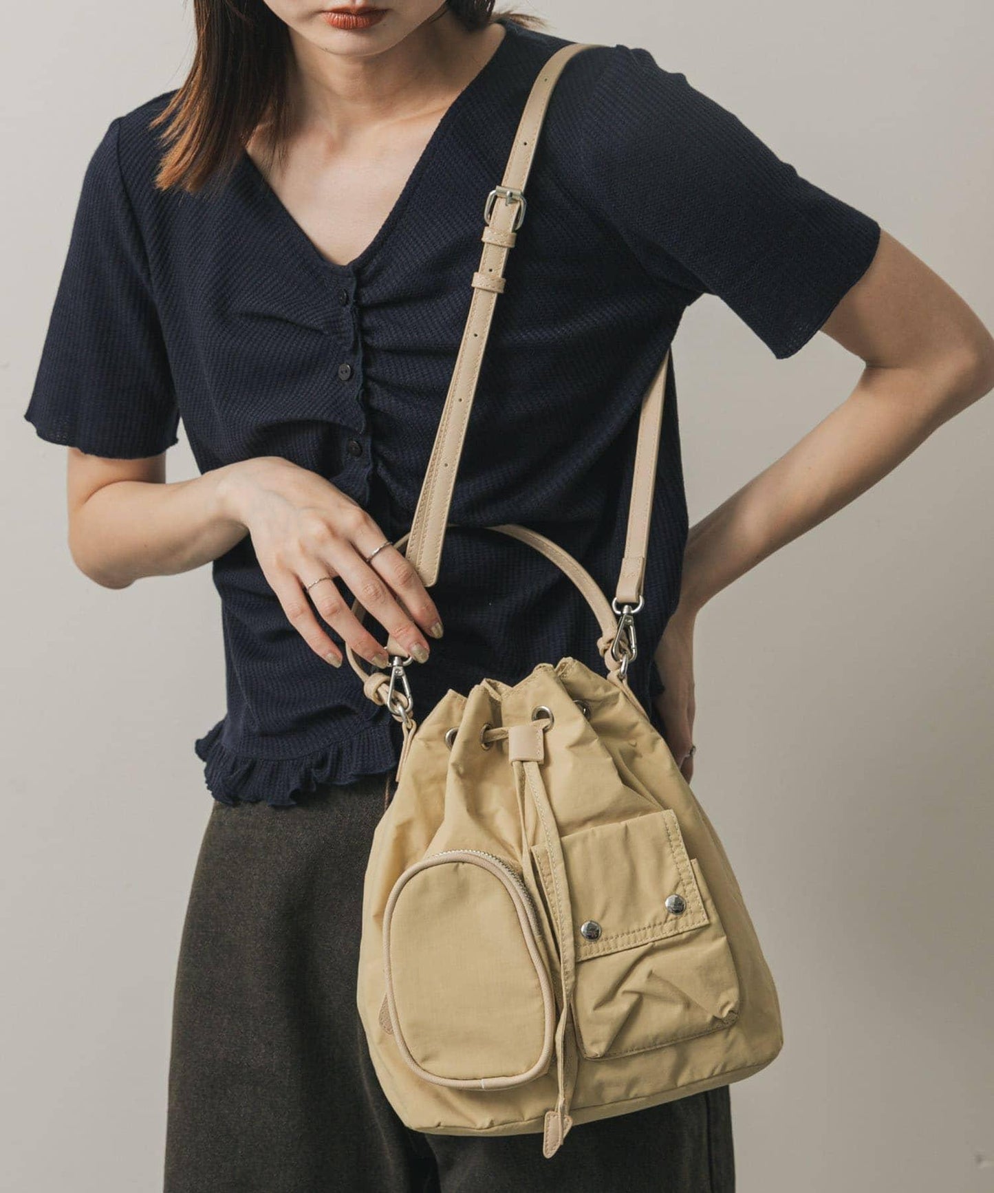 防潑水2WAY多功能口袋尼龍包