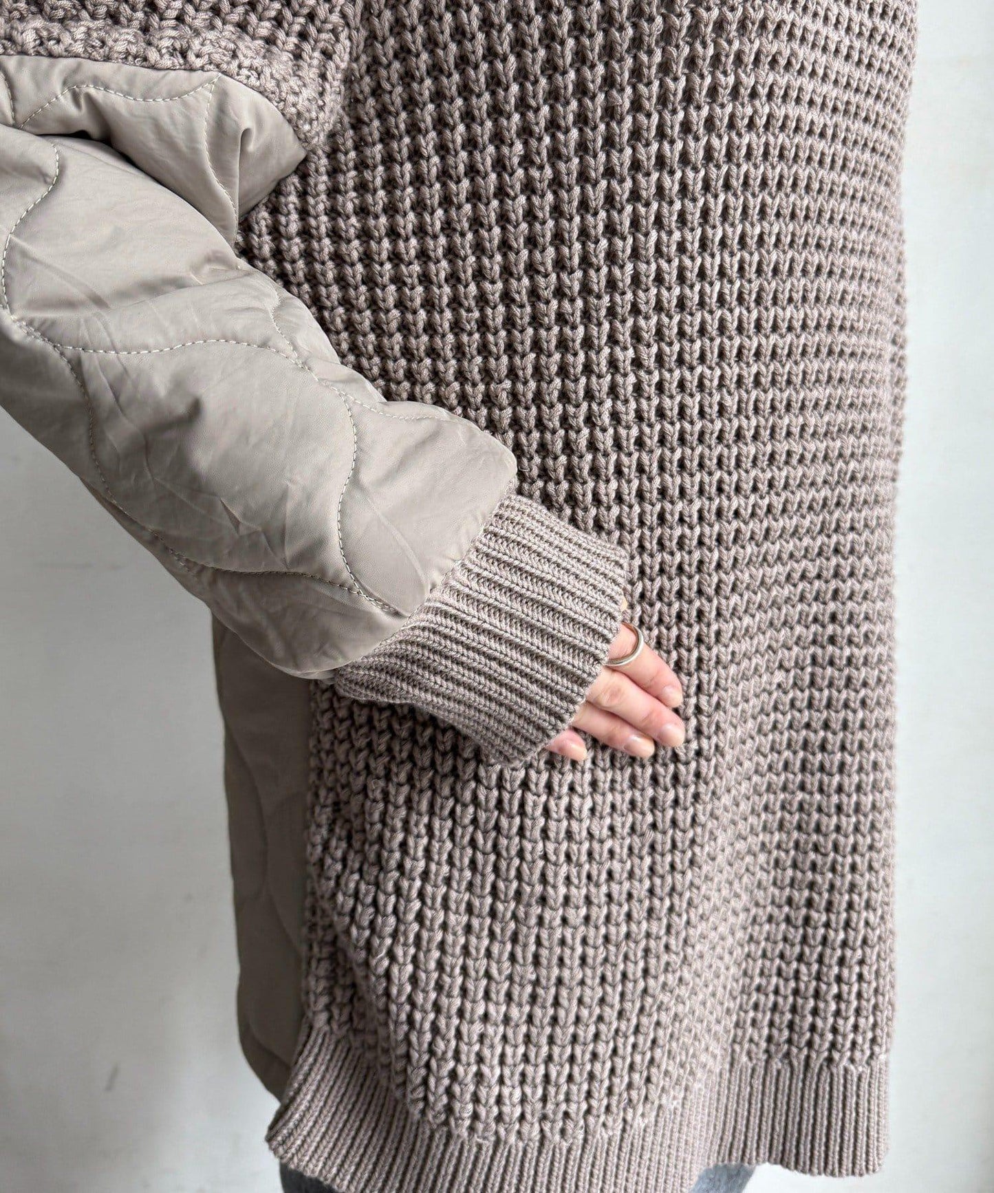 拼接絎縫針織衫