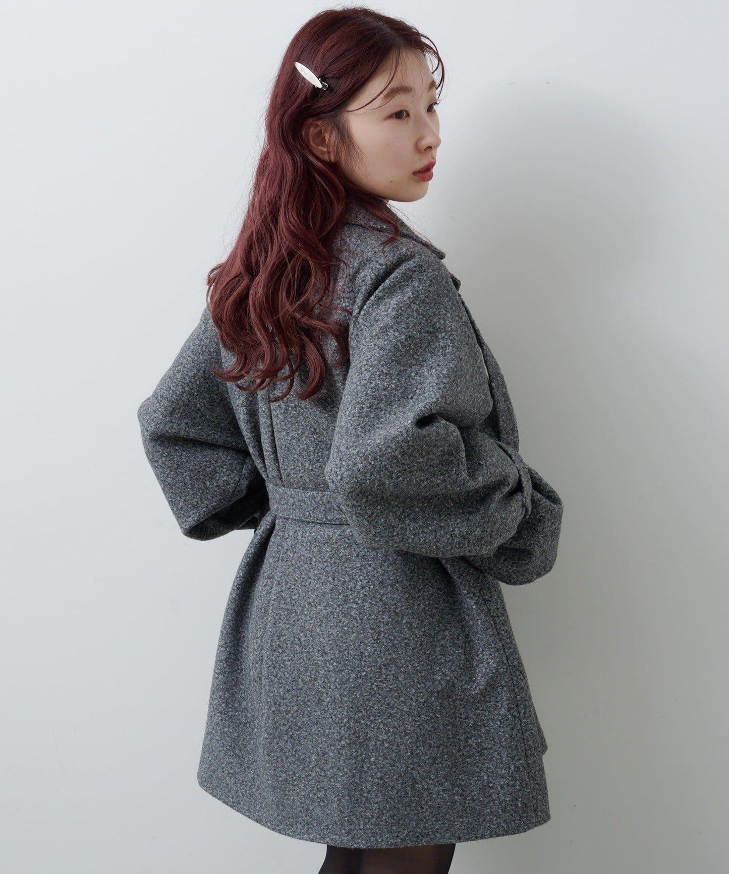 高領喇叭袖大衣