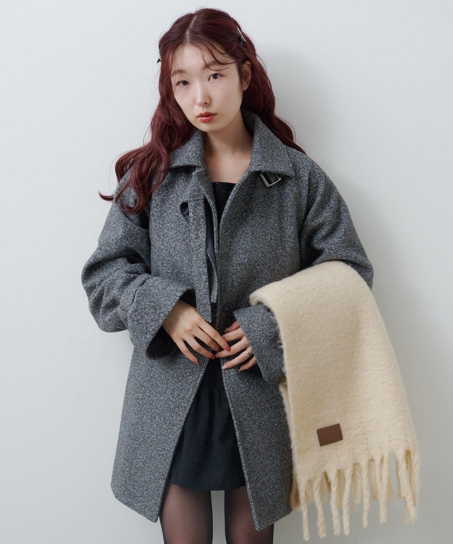 高領喇叭袖大衣