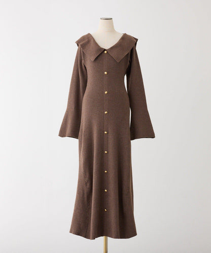 帶領金色紐釦針織長款連衣裙