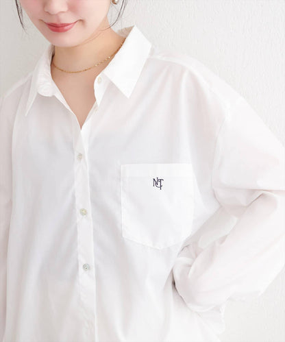 帶口袋刺繡寬鬆襯衫