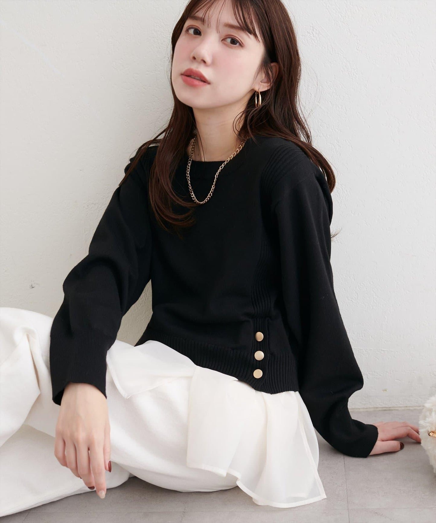 可拆卸下襬荷葉邊針織衫