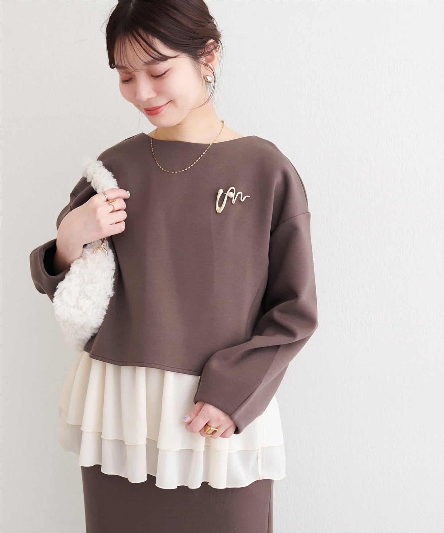 短款連帽衛衣+荷葉邊吊帶套裝